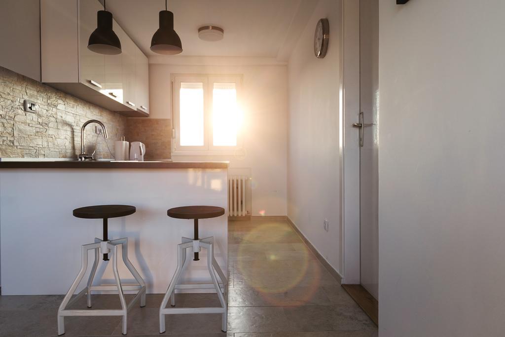 Fortress View Apartment โนวีซาด ภายนอก รูปภาพ